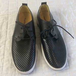 Merkmak Shoes